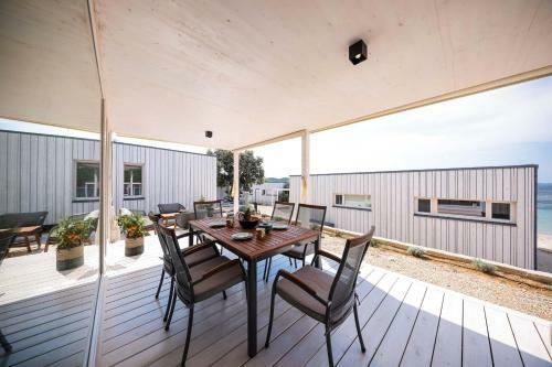 Buqez Eco Resort - Beach Villa 33 - Seaview