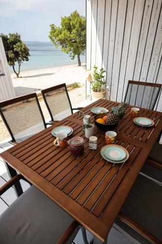 Buqez Eco Resort - Beach Villa 33 - Seaview