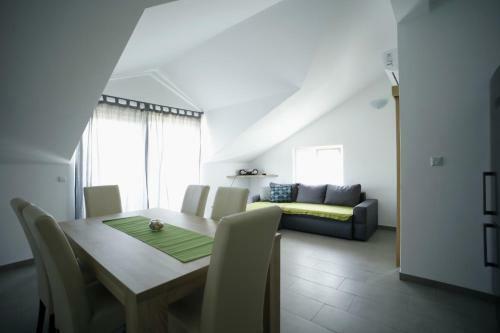 Apartman Kova?i? Drage