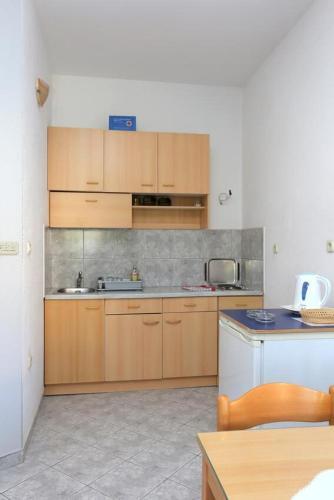 Apartments By The Sea Orij, Omis - 2809