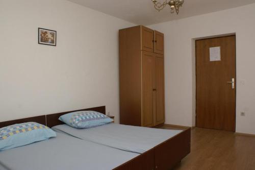 Apartments By The Sea Orij, Omis - 2810