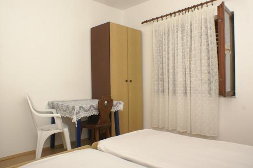 Apartments By The Sea Orij, Omis - 2810