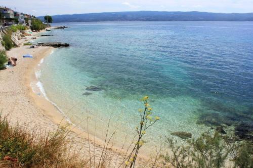 Apartments By The Sea Mali Rat (Omis) - 2811