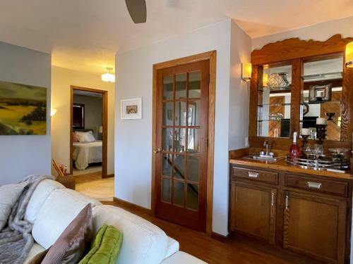 Grandfather Lodge - Incredible Views, Amazing Location