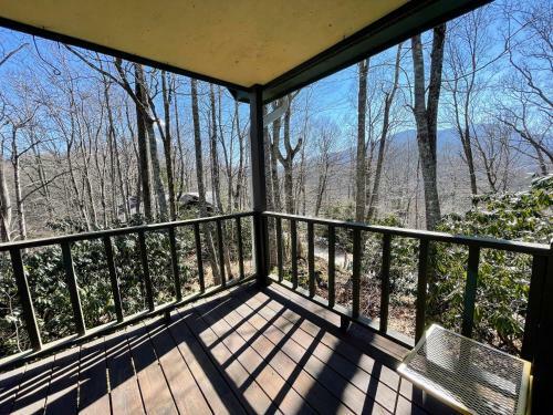 Grandfather Lodge - Incredible Views, Amazing Location