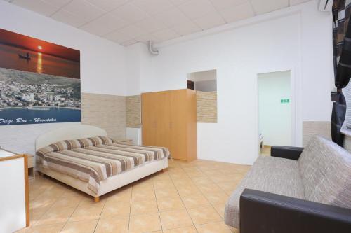 Apartments By The Sea Dugi Rat, Omis - 15516