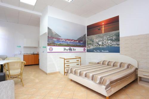 Apartments By The Sea Dugi Rat, Omis - 15516