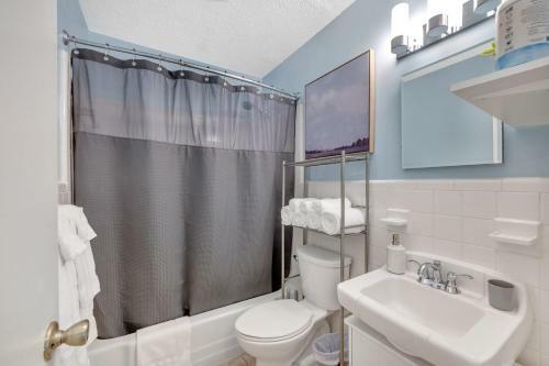 Modern 2br Duplex, Minutes Away From Uptown Charlotte!