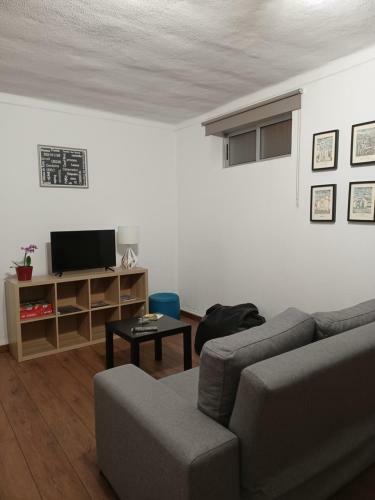 Apartamento De C� - Suite Com Acesso Independente E Kitchenette