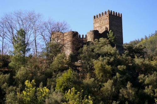 Chez Louise: Onde A Serra Beija O C�u
