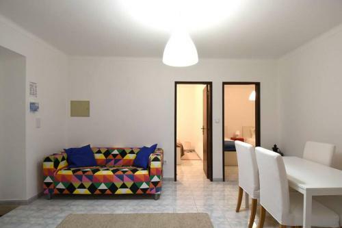 Casa Dos Rouxin�is - Villa With Patio & Barbecue
