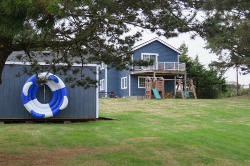Swallow The Anchor Beach & Lake House