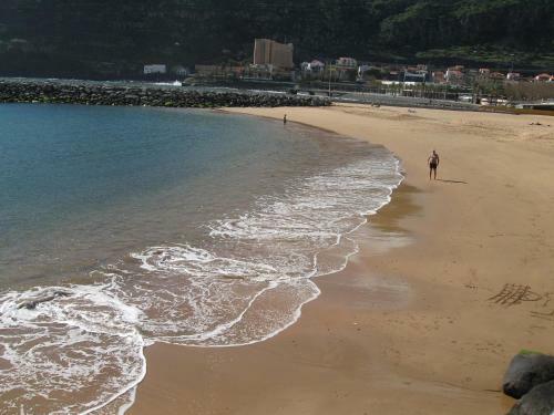 Apartment Machico Near The Beach