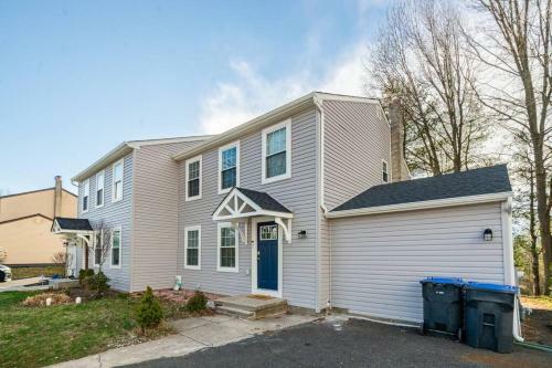 Villa Lansdale Luxurious & Comfy Business & More