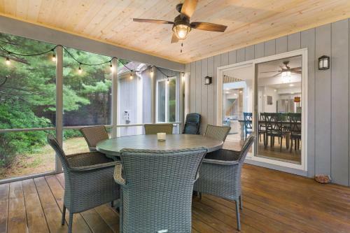 Spring Is Here - Book Your Getaway Now!