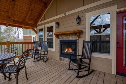 Serenity Peak Chalet