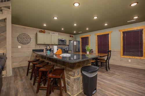 Serenity Peak Chalet