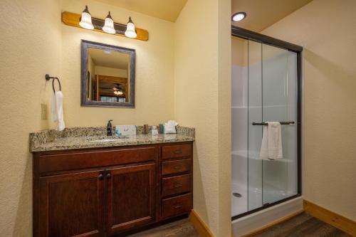 Serenity Peak Chalet