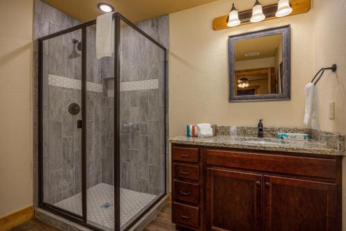 Serenity Peak Chalet