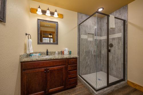 Serenity Peak Chalet