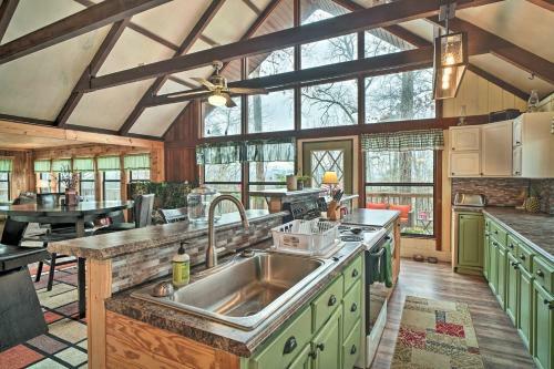 Douglas Lake Cabin With Deck And Smoky Mtn Views!