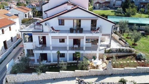 Apartments Nena