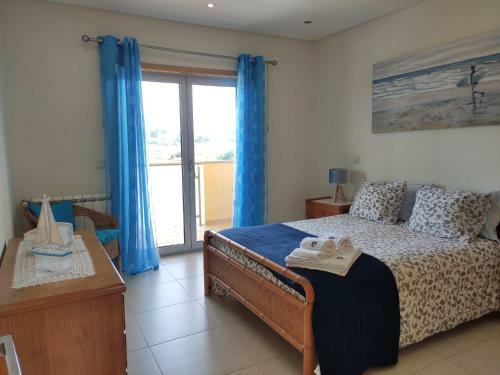 Hostal Room In Villa - 4 Bedroom House With Private Pool