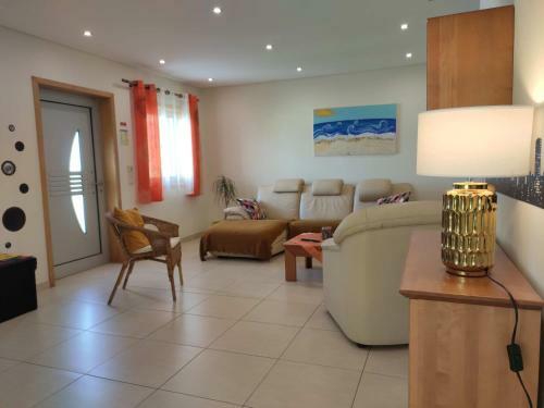 Hostal Room In Villa - 4 Bedroom House With Private Pool