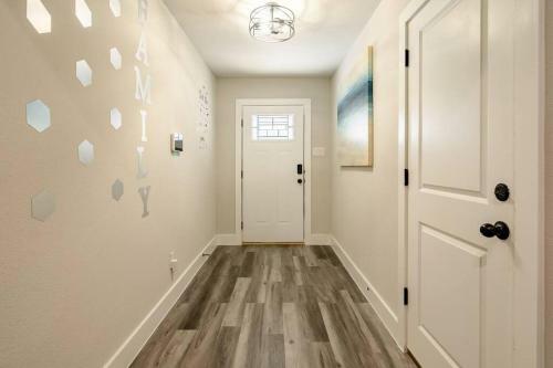 Master Bedroom Suite In A Shared House Near Downtown Dallas