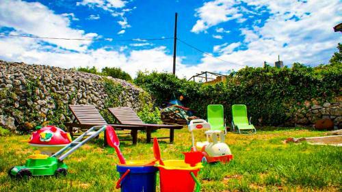 Casa Matea With Pool, Jacuzzi & Souna In A Green Oasis, Kvarner