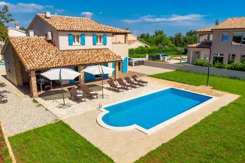 Villa Leticia