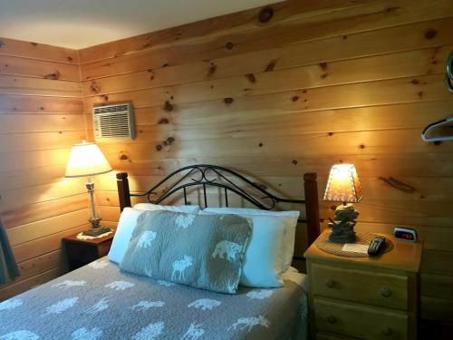 Valley Brook Cottages And Cabins