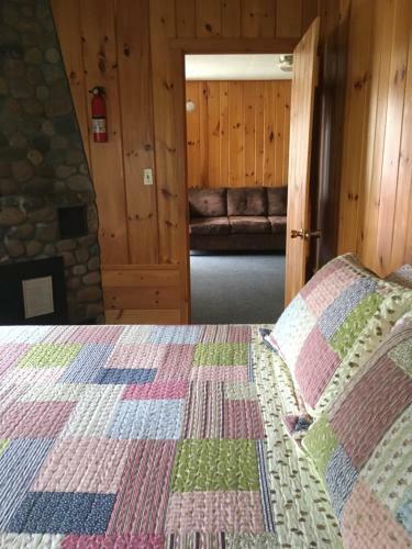 Gilcrest Cottages And Motel