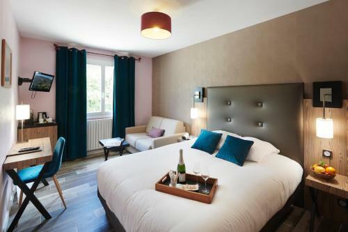 Hotel Auberge Du Pont Du Chalon