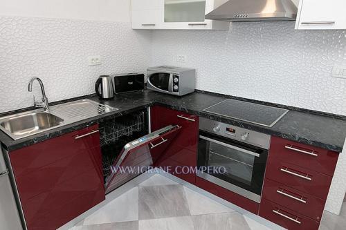 Apartments By The Sea Igrane, Makarska - 18405