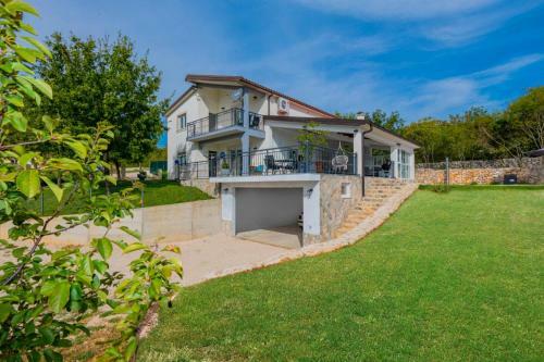 Villa Jakov I Filip