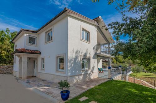 Villa Jakov I Filip