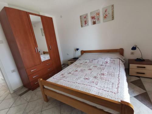 Apartments Mare