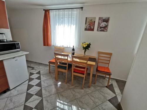 Apartments Mare