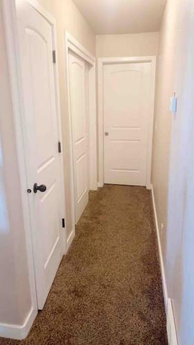 Modern 7 Bedroom 4 Bathroom Home Tooele 16 Guests