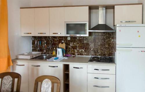 Stunning Apartment In Grebastica With Wifi And 2 Bedrooms