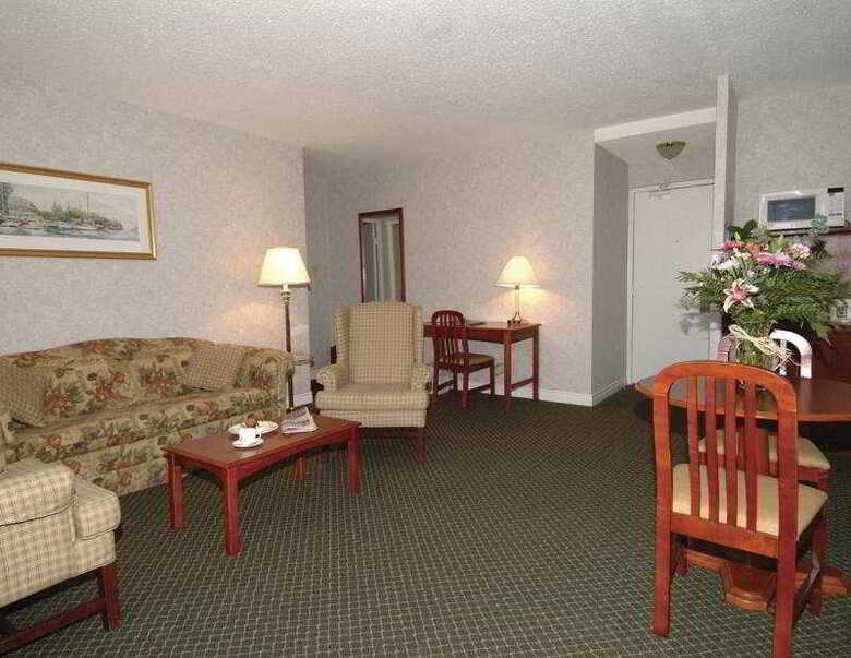 Comfort Hotel Downtown