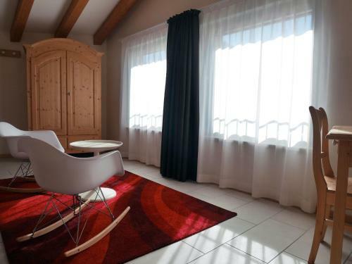 Aparthotel Hotel Elbele Garn�