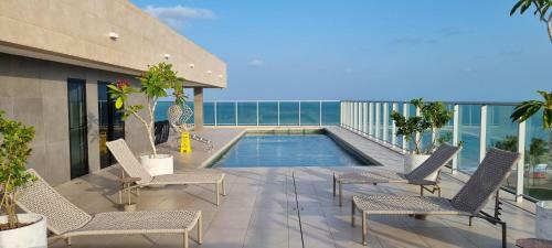 Apartamento Nov�ssimo Apto � Beira-mar No Melhor de Intermares