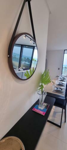 Apartamento Nov�ssimo Apto � Beira-mar No Melhor de Intermares