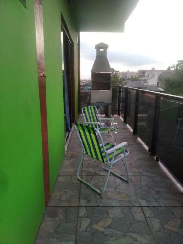 Apartamento Com Churrasqueira E Uma Ampla Sacada.