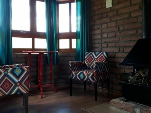 Hostal Chal�s Corucacas