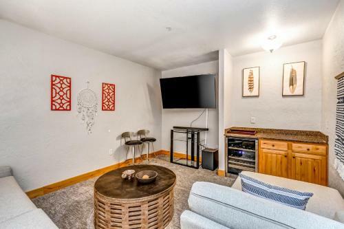 Hotel Silverado Primary Suite & Loft