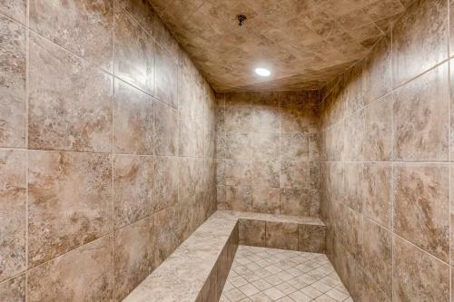 Hotel Silverado Primary Suite & Loft