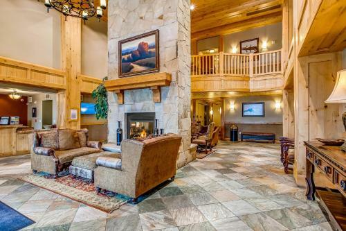 Hotel Silverado Primary Suite & Loft